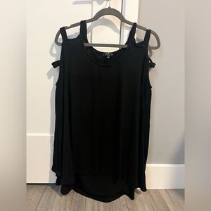 TCEC Cold shoulder  long sleeved top black size L cotton